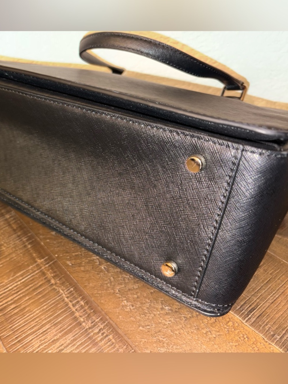 🥰Kate Spade New York Black Saffiano Leather Small Satchel Top Handle Bag - Picture 8 of 11